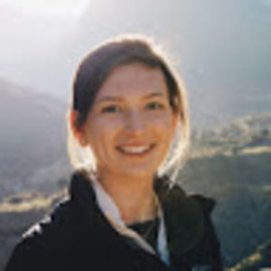 Meet your Posher, Angela